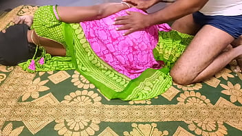 Desi housewife's homemade sex tape in high definition