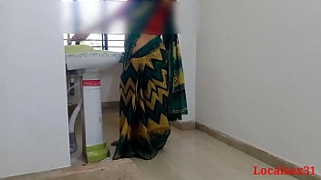 Desi married woman gets fucked in official video